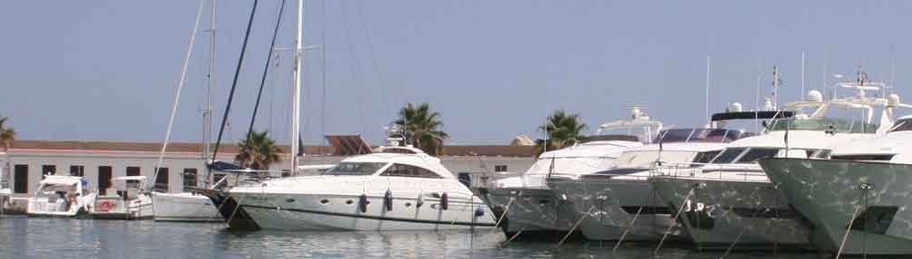 Charter a Motorboat in Barcelona